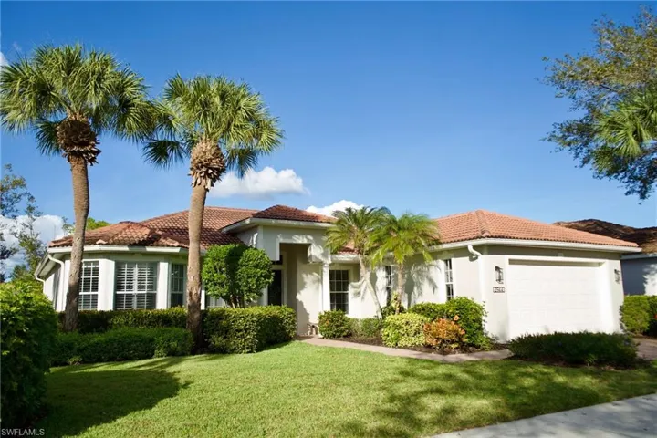 3944  Ruxton  RD, Naples, FL 34116