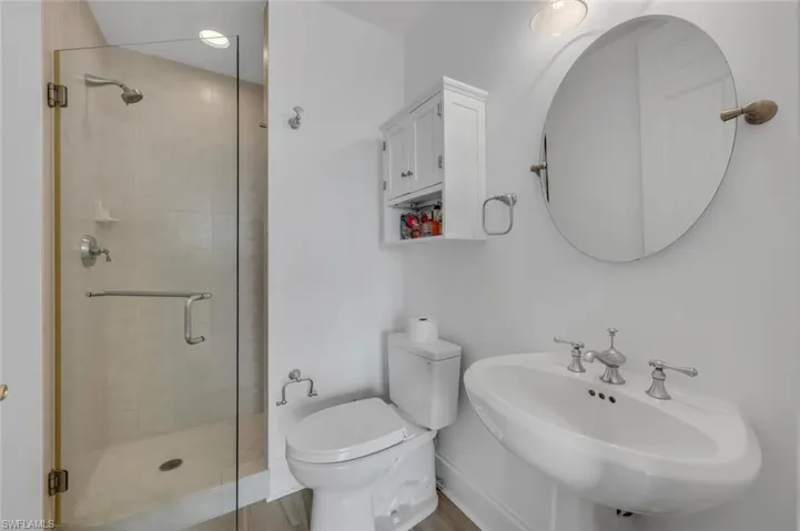 4th full bath/Powder