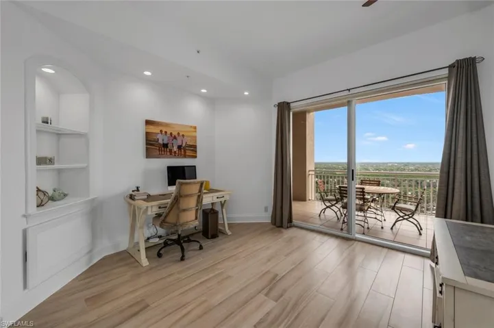 Possible 4th bedroom