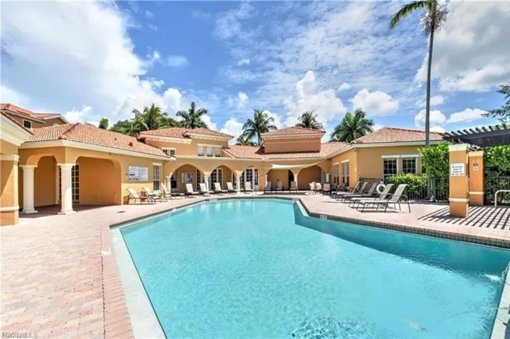 8617 River Homes Ln 3303, Bonita Springs, Florida 34135