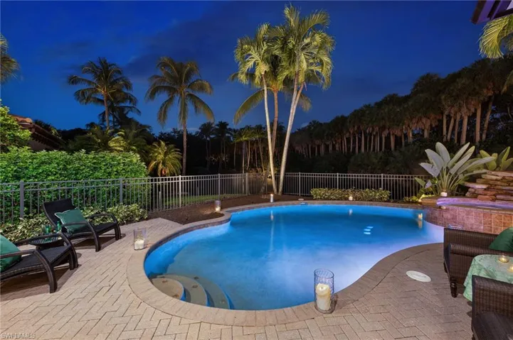 After a day of pickle ball, golf or the beach, how about a dip in the pool before, to end your day off right?