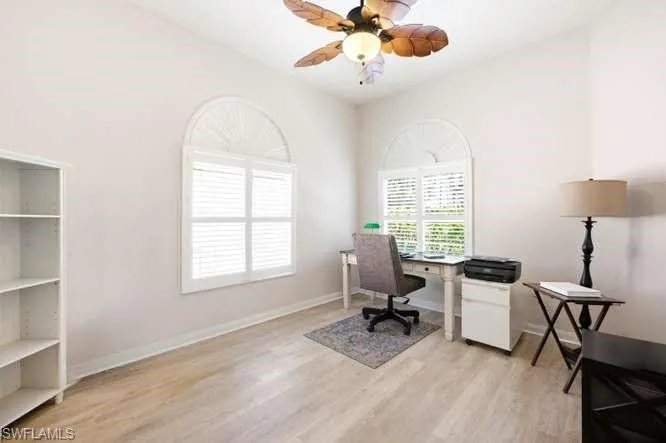 2314 Heydon Cir W, Naples, Florida 34120
