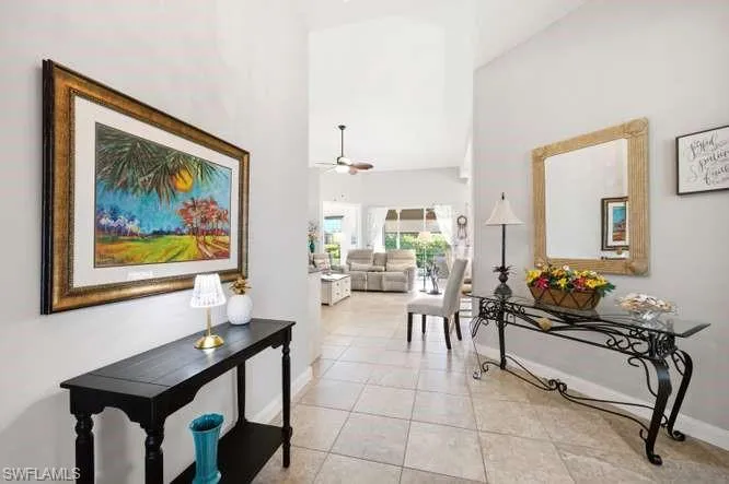 2314 Heydon Cir W, Naples, Florida 34120