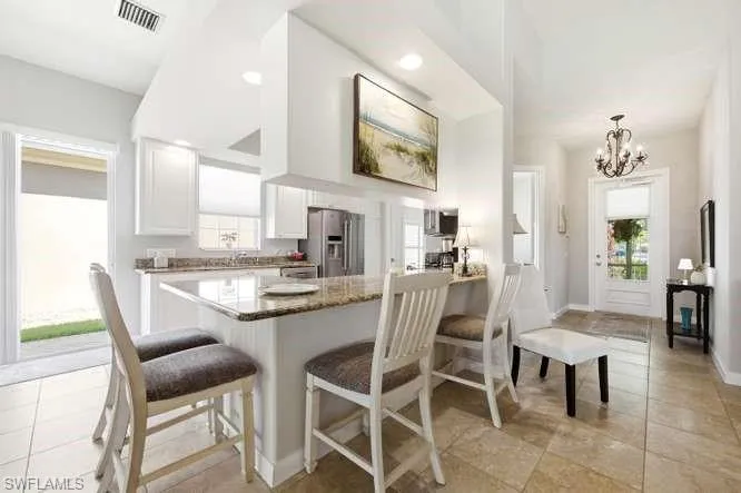 2314 Heydon Cir W, Naples, Florida 34120