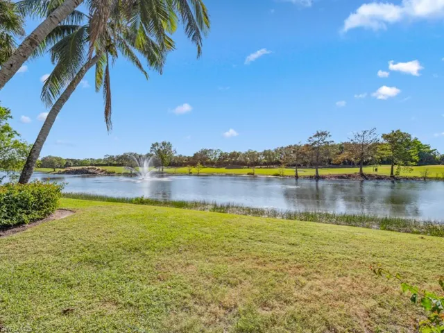 Lake Front & Golf Course View
