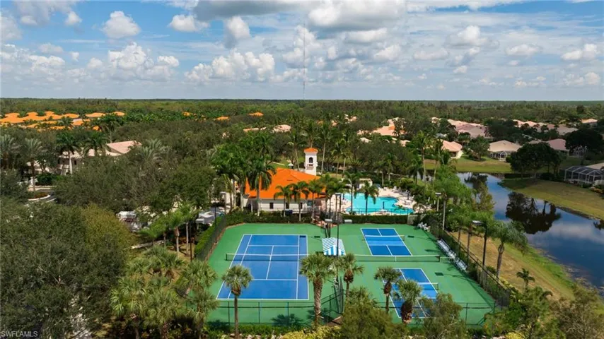 28564  Alessandria  CIR, Bonita Springs, FL 34135