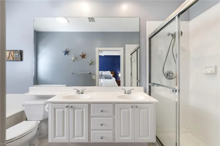 28564  Alessandria  CIR, Bonita Springs, FL 34135