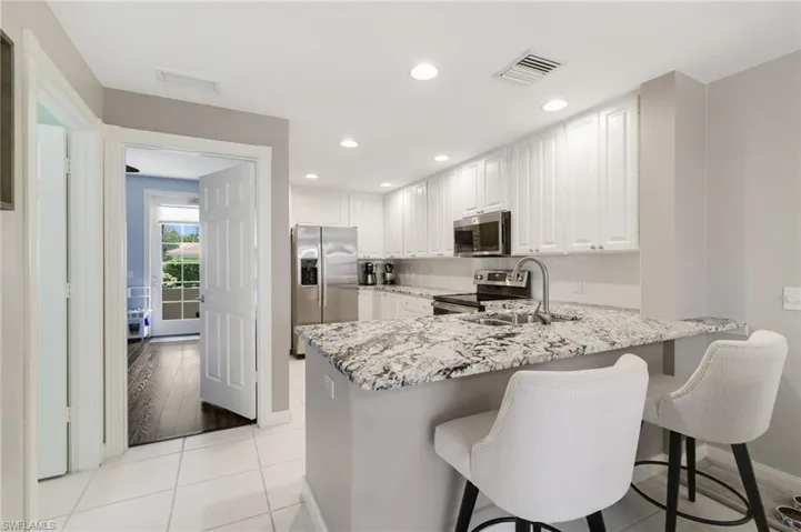 28564  Alessandria  CIR, Bonita Springs, FL 34135
