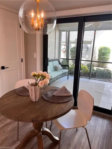 Breakfast nook