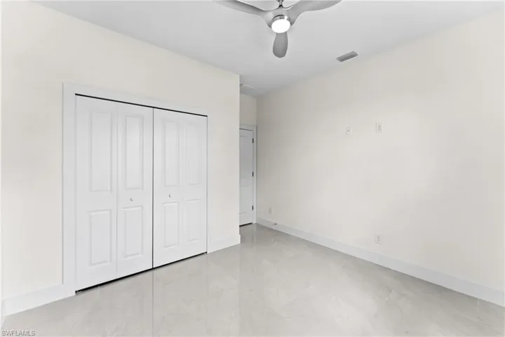 923 Ne 17th Ter, Cape Coral, Florida 33909