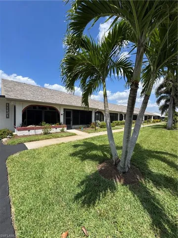 11421  Caravel  CIR, Fort Myers, FL 33908