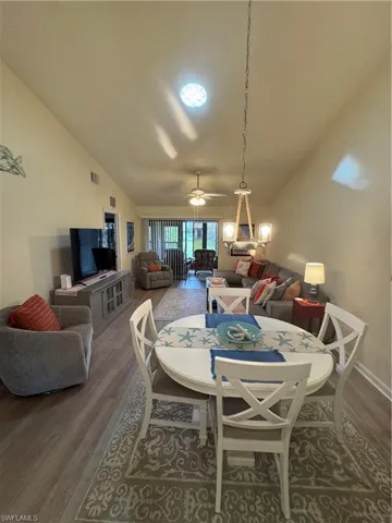 11421  Caravel  CIR, Fort Myers, FL 33908