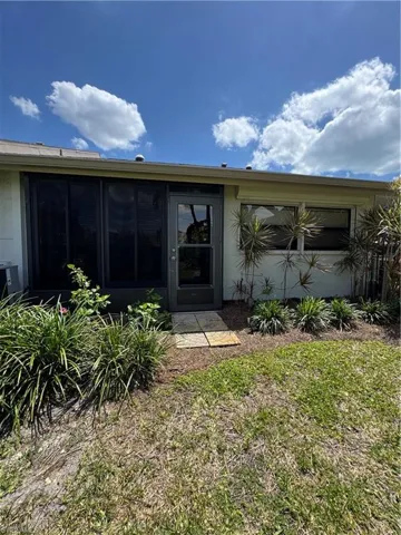 11421  Caravel  CIR, Fort Myers, FL 33908
