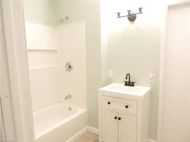 19000 Tampa Rd S, Fort Myers, Florida 33967