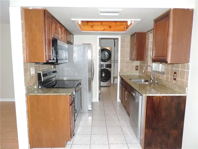 19000 Tampa Rd S, Fort Myers, Florida 33967