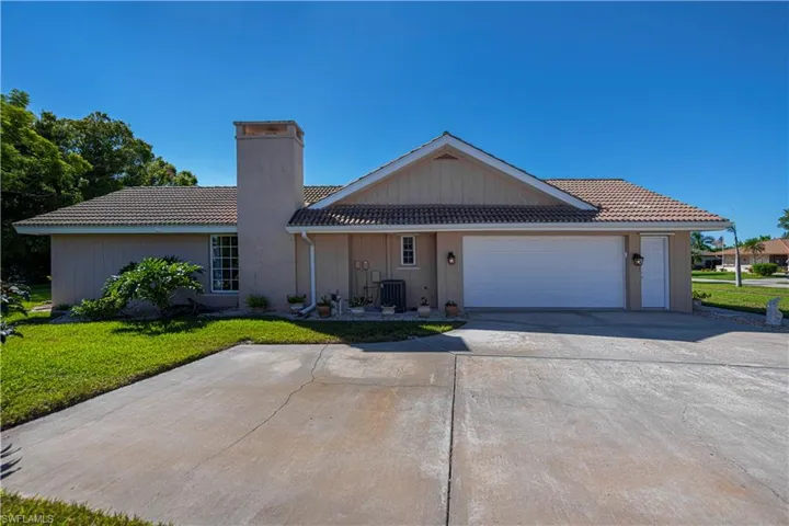 Ranch-style house with side-entry garage