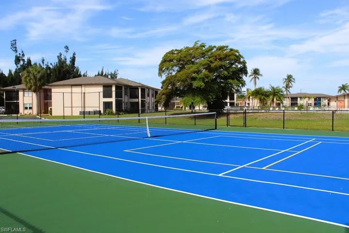 16881 Davis Rd 112, Fort Myers, Florida 33908