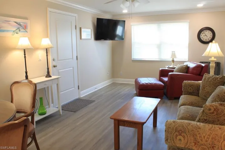 16881 Davis Rd 112, Fort Myers, Florida 33908