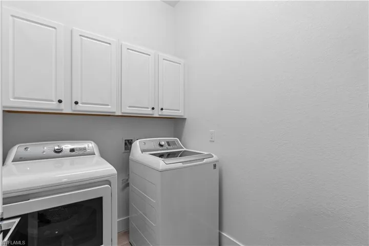 9364 Vercelli Ct, Naples, Florida 34113