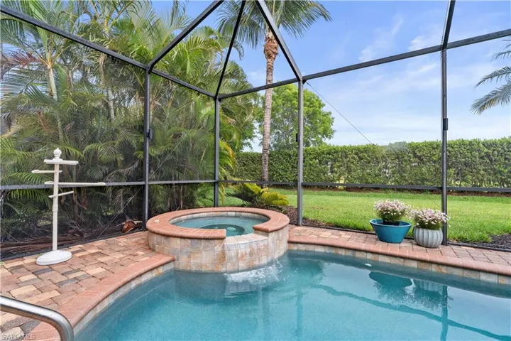 9364 Vercelli Ct, Naples, Florida 34113