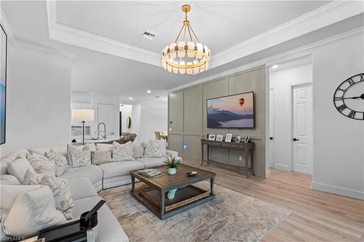 9364 Vercelli Ct, Naples, Florida 34113