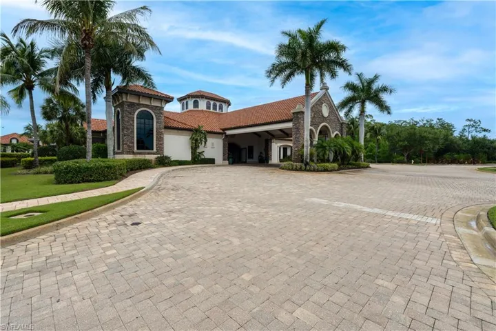 9364 Vercelli Ct, Naples, Florida 34113