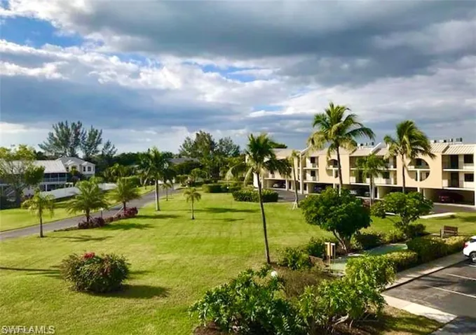 Pre-Hurricane - Surrounding community featuring a yard