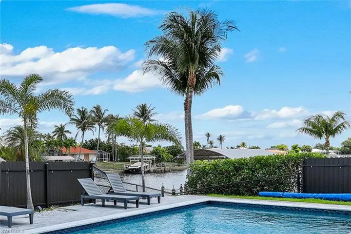 2419 Country Club Blvd, Cape Coral, Florida 33990