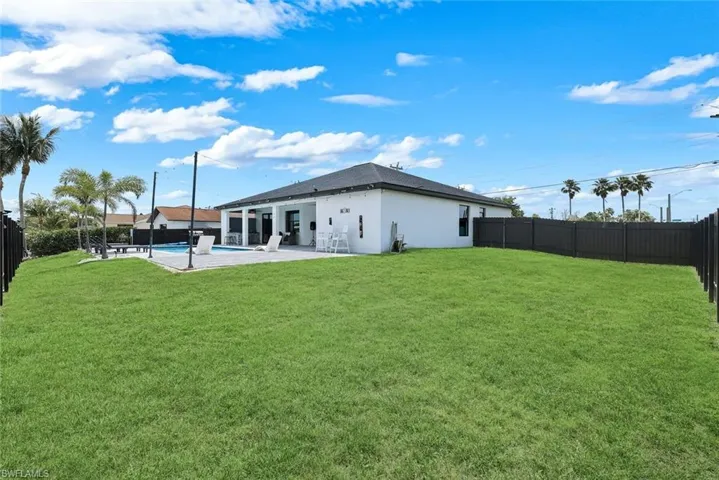 2419 Country Club Blvd, Cape Coral, Florida 33990