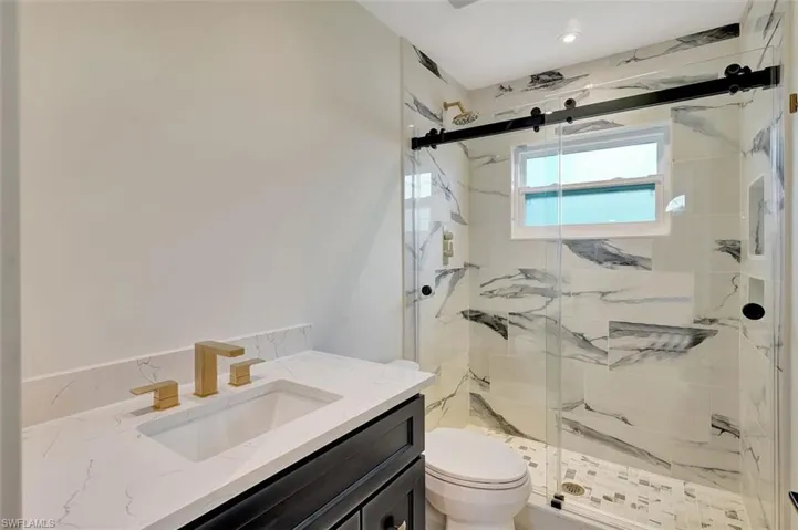12921  Kelly Bay  CT, Fort Myers, FL 33908