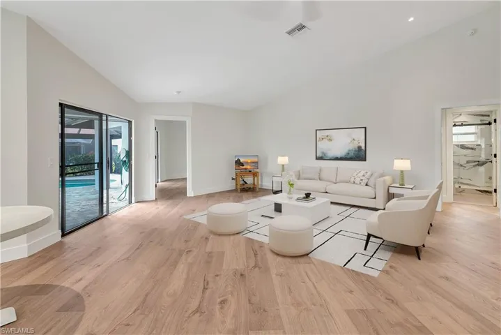 12921  Kelly Bay  CT, Fort Myers, FL 33908