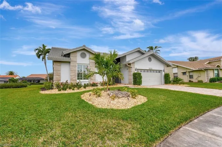 12921  Kelly Bay  CT, Fort Myers, FL 33908