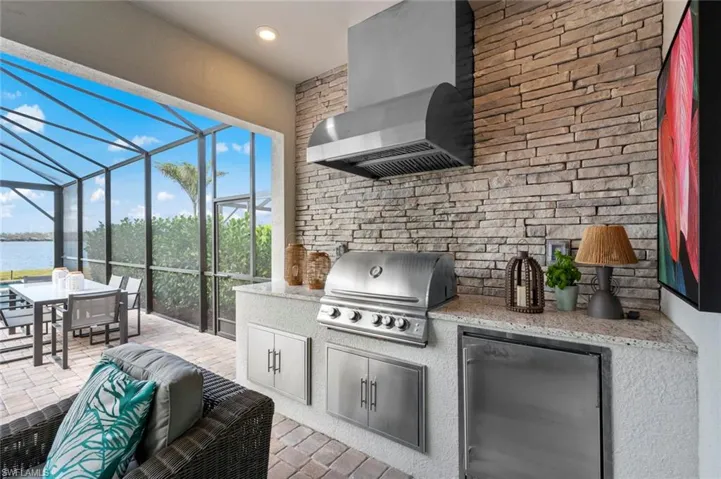 Ourdoor kitchen