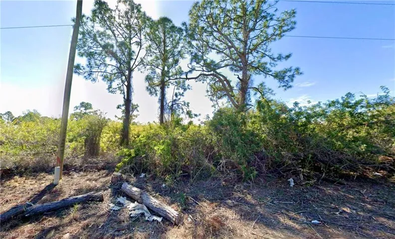 1018 Lakeside Dr, Lehigh Acres, Florida 33974