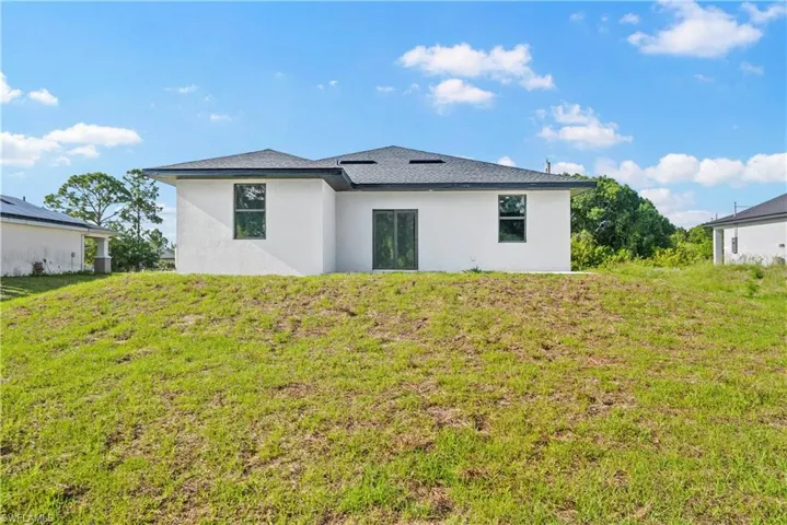 2810 73rd St W, Lehigh Acres, Florida 33971