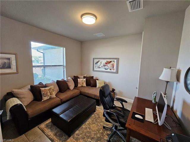 3912 SW 5th AVE, CAPE CORAL FL 33914
