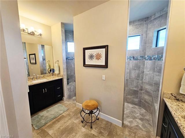3912 SW 5th AVE, CAPE CORAL FL 33914
