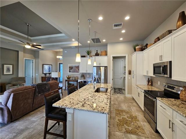 3912 SW 5th AVE, CAPE CORAL FL 33914