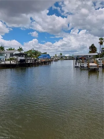 18196 Cutlass Dr, Fort Myers Beach, Florida 33931