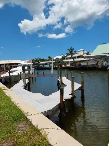 18196 Cutlass Dr, Fort Myers Beach, Florida 33931