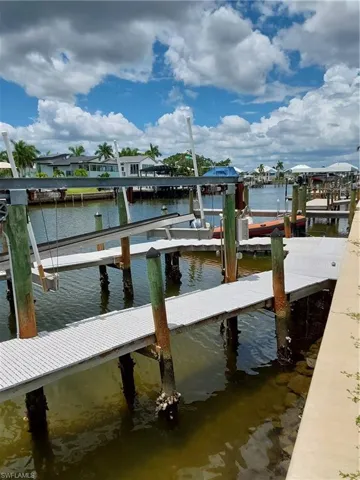 18196 Cutlass Dr, Fort Myers Beach, Florida 33931