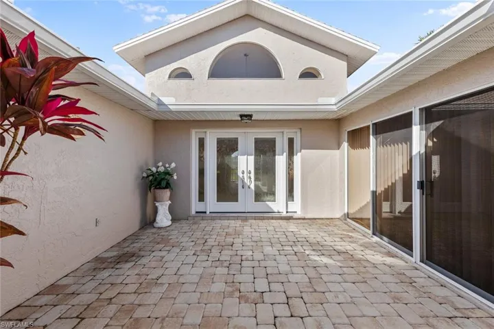 Courtyard entryway