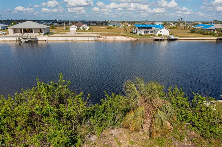 4229 Nw 33rd St, Cape Coral, Florida 33993