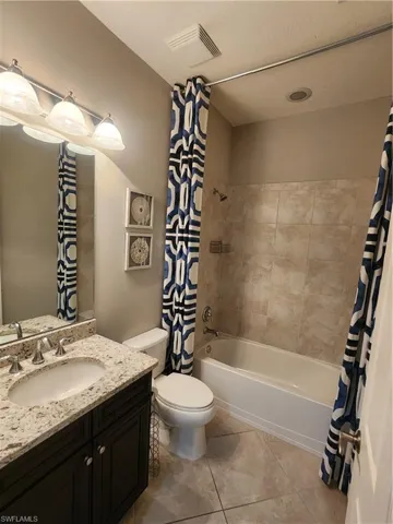 9071 Albion Ln N 5706, Naples, Florida 34113