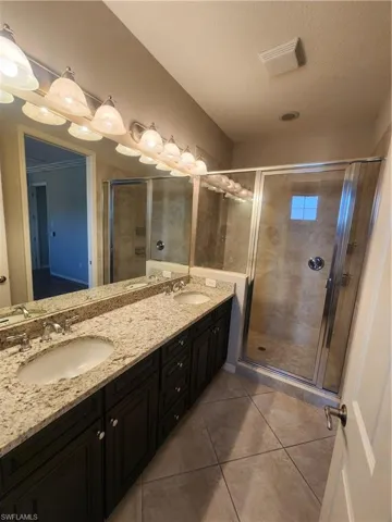 9071 Albion Ln N 5706, Naples, Florida 34113