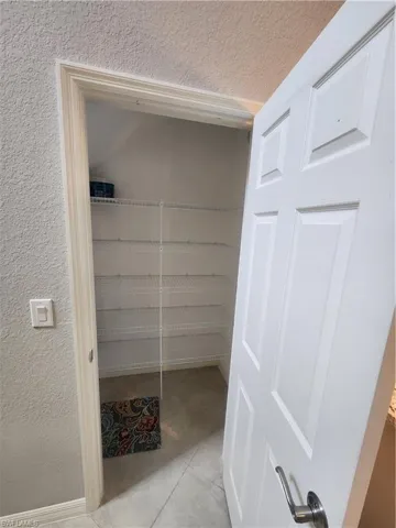 9071 Albion Ln N 5706, Naples, Florida 34113