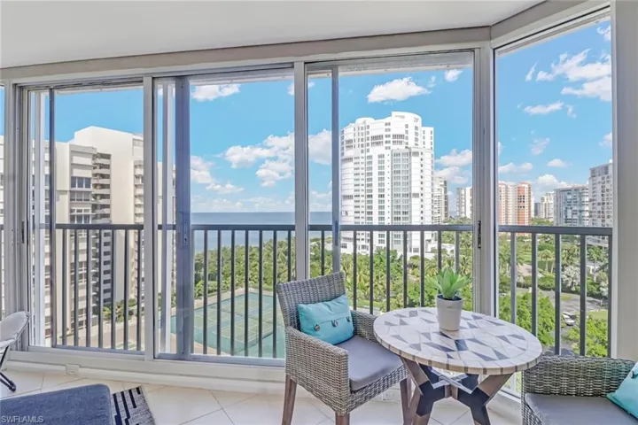 4041  Gulf Shore N BLVD, Naples, FL 34103