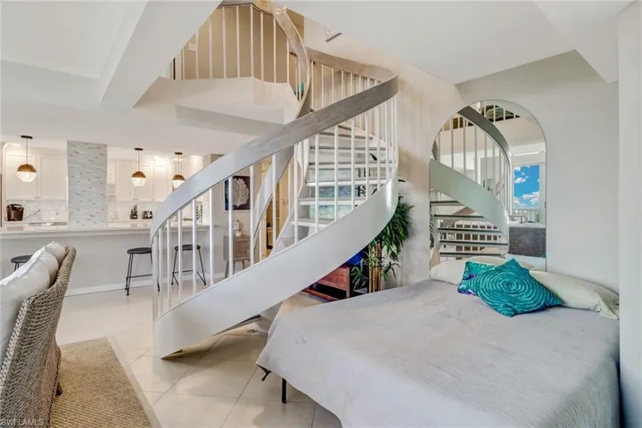 4041  Gulf Shore N BLVD, Naples, FL 34103