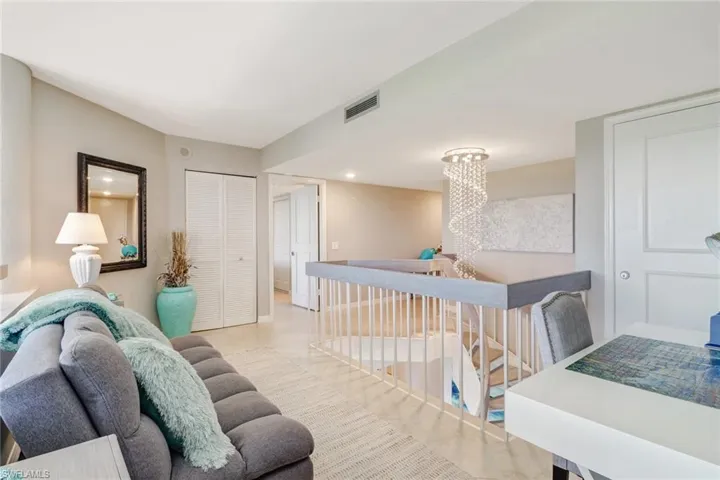4041  Gulf Shore N BLVD, Naples, FL 34103