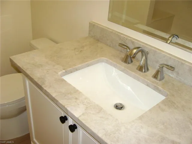 857 Reef Point Cir, Naples, Florida 34108